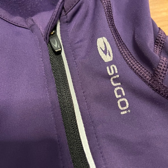 SUGOI Purple Swim Coverup with Ergonomic Design - Picture 2 of 6